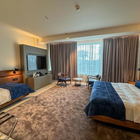 Abi'S Hotel & Spa Vlore Bagian luar foto