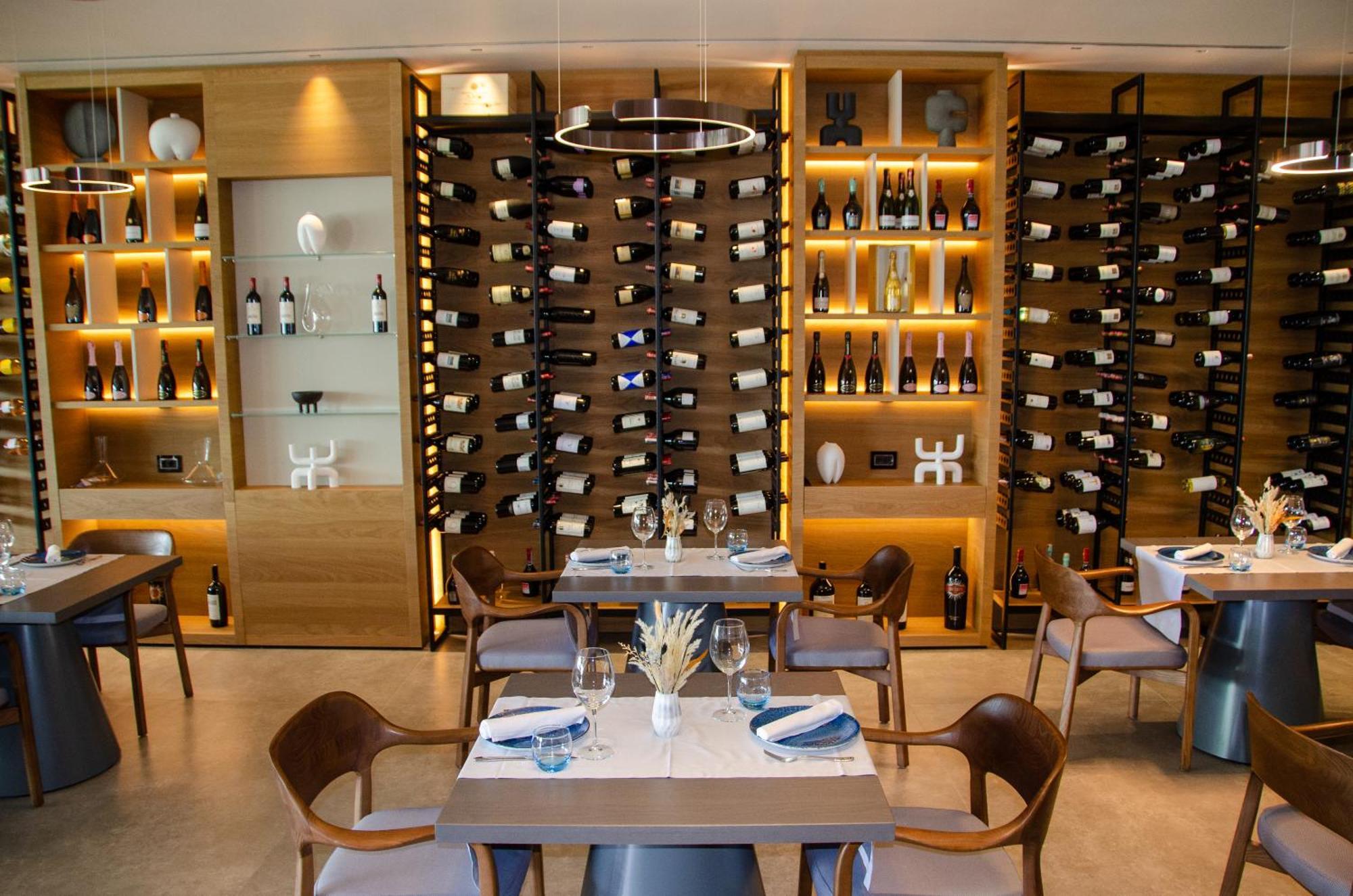 Abi'S Hotel & Spa Vlore Bagian luar foto