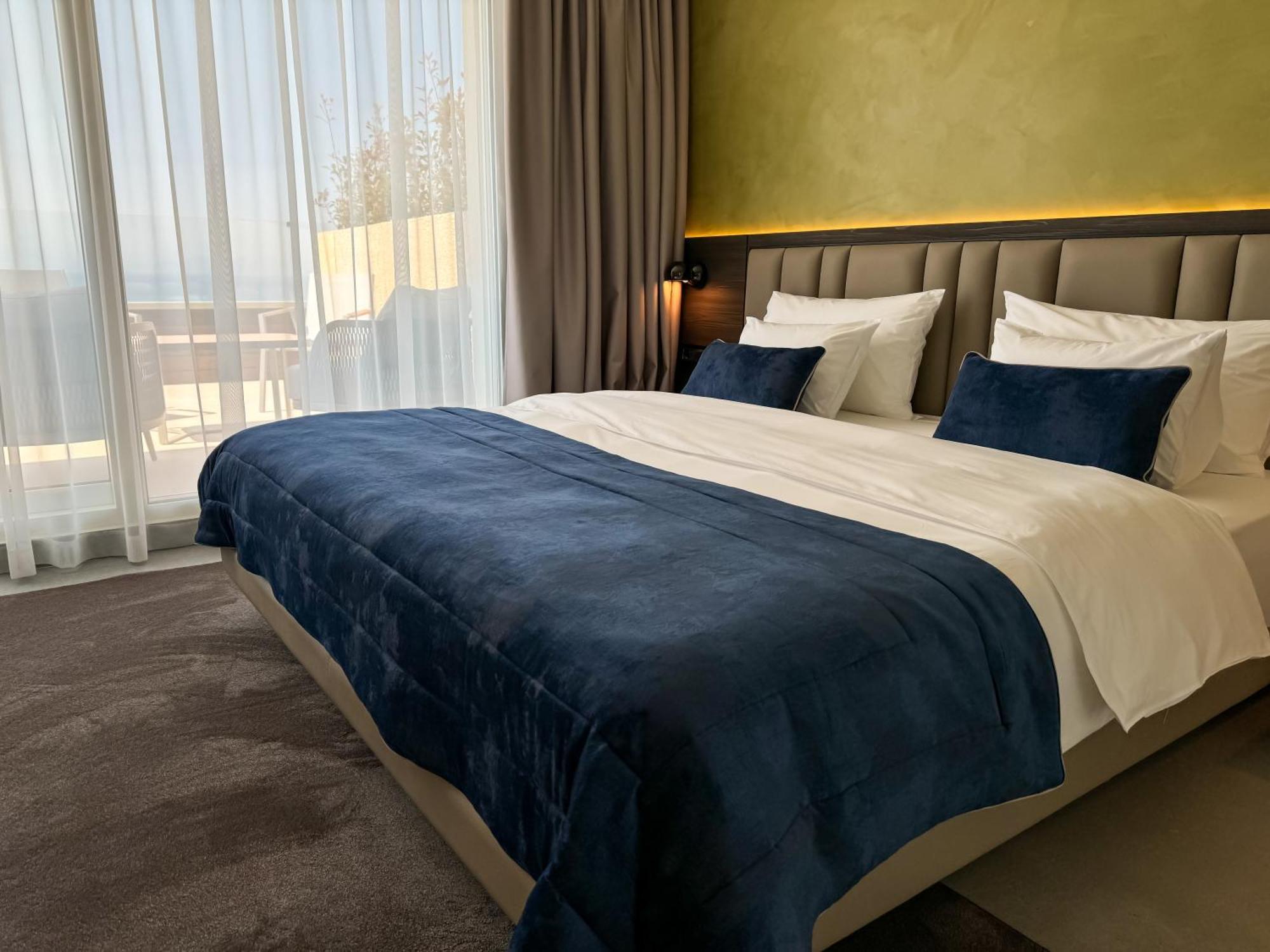 Abi'S Hotel & Spa Vlore Bagian luar foto